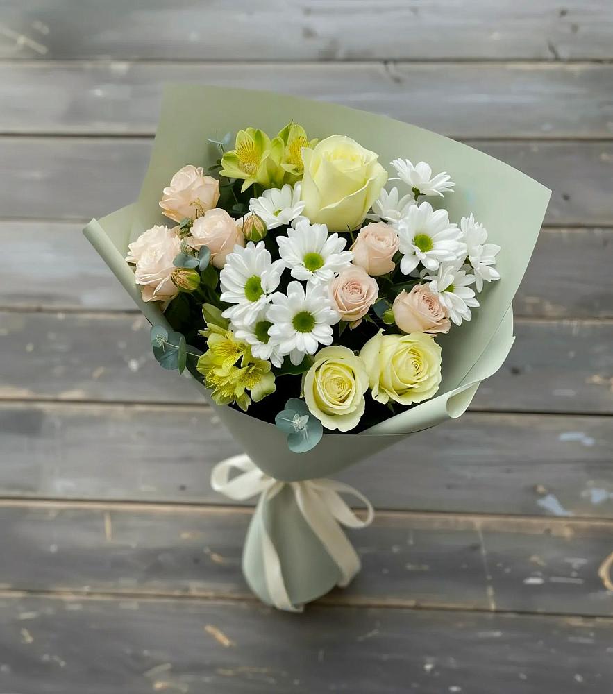 Букет цветов из: Альстромерии, Розы и Хризантемы в Пирогово