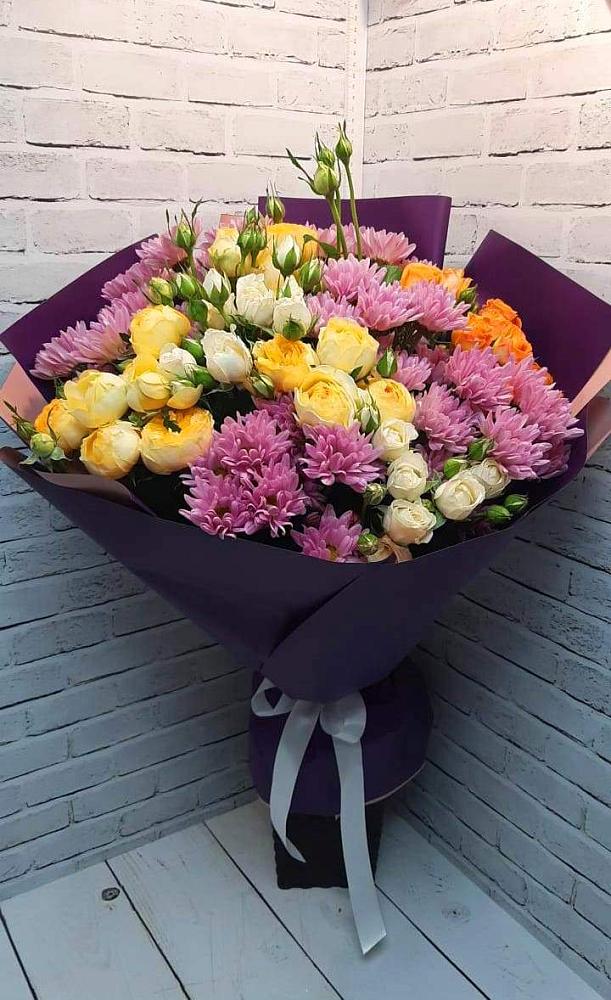 Букет цветов из: Хризантемы и Розы в Пирогово