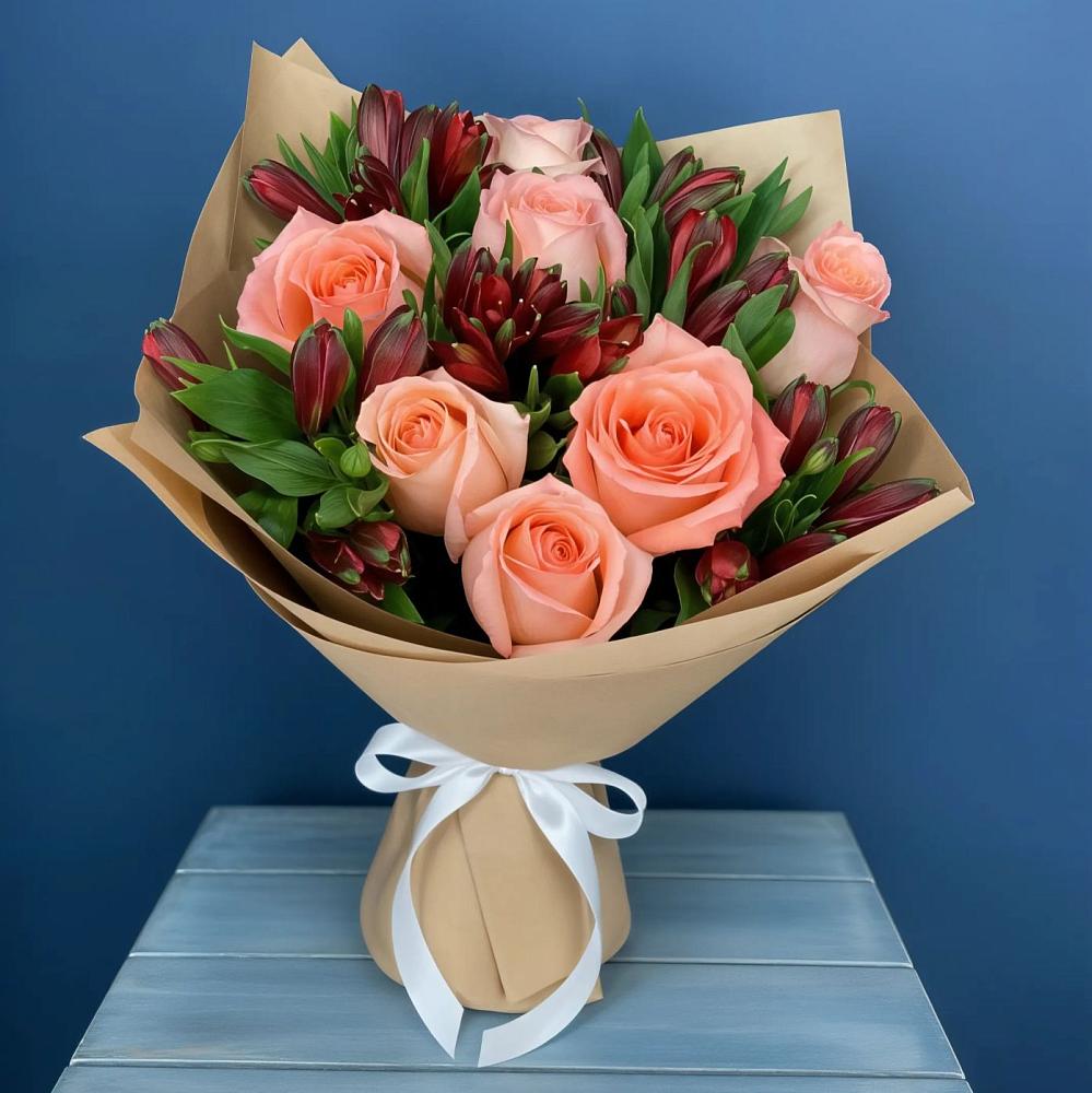 Букет цветов из: Розы и Альстромерии в Пирогово