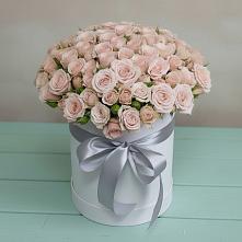 Цветочная композиция из Розы в шляпной коробке #REPLACE_PRED# Пирогово