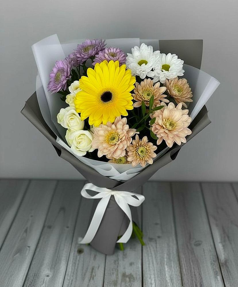 Букет цветов из: Розы, Герберы и Хризантемы в Пирогово