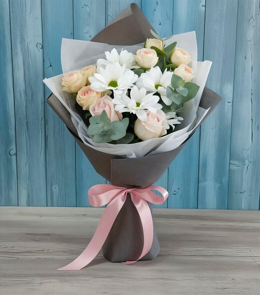 Букет цветов из: Хризантемы и Розы в Пирогово