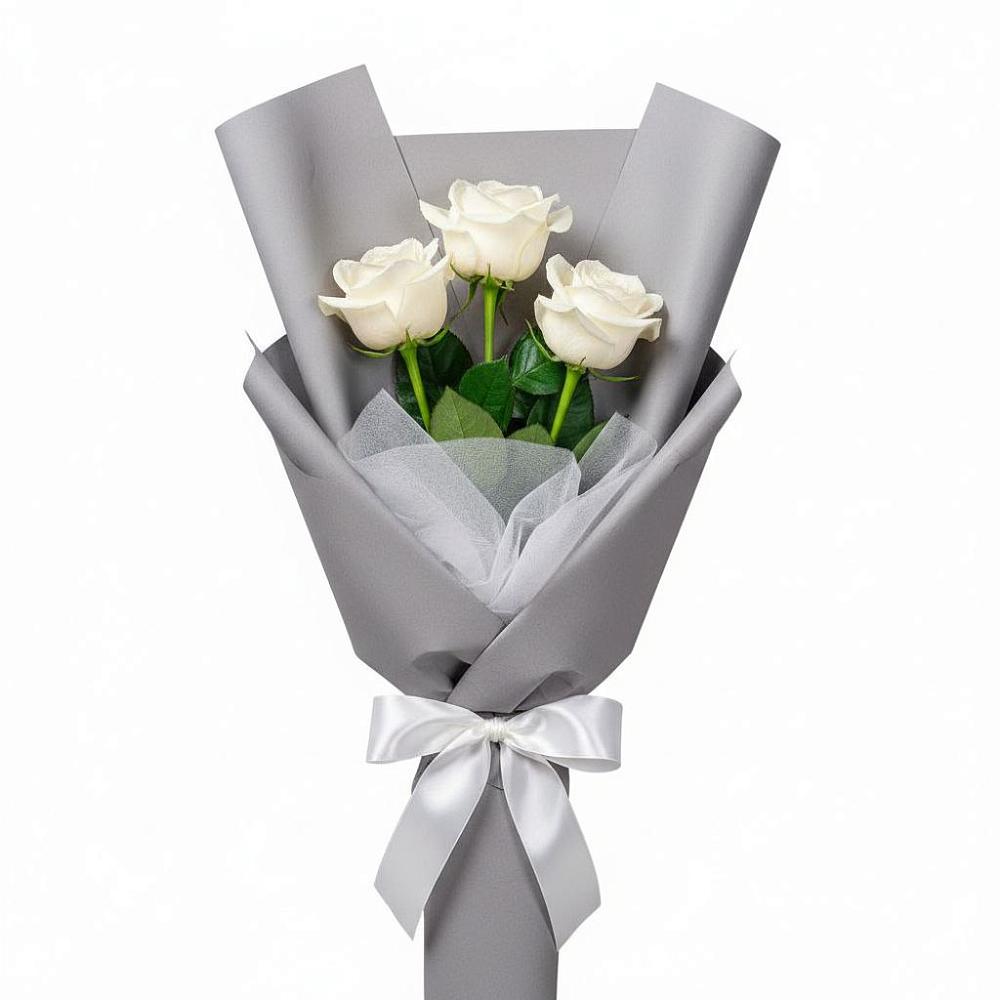 Букет 3 белые розы в Пирогово