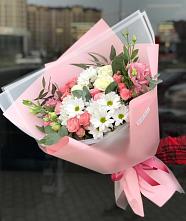Букет цветов из:  Розы, Лизиантусы и Хризантемы в Пирогово