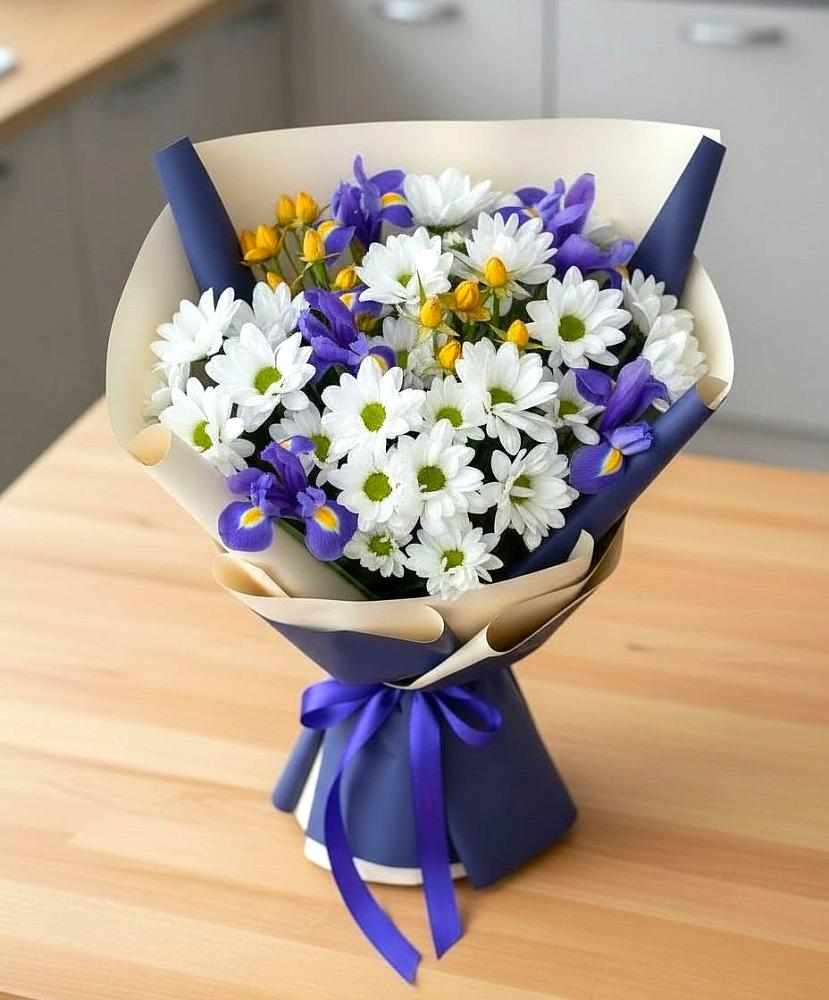 Букет цветов из: Розы, Ирисы и Хризантемы в Пирогово