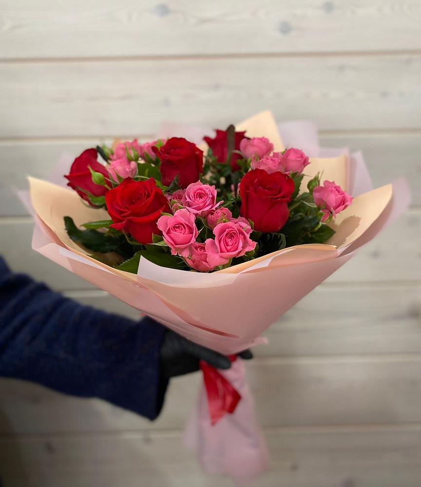 Букет цветов из: Розы в Пирогово